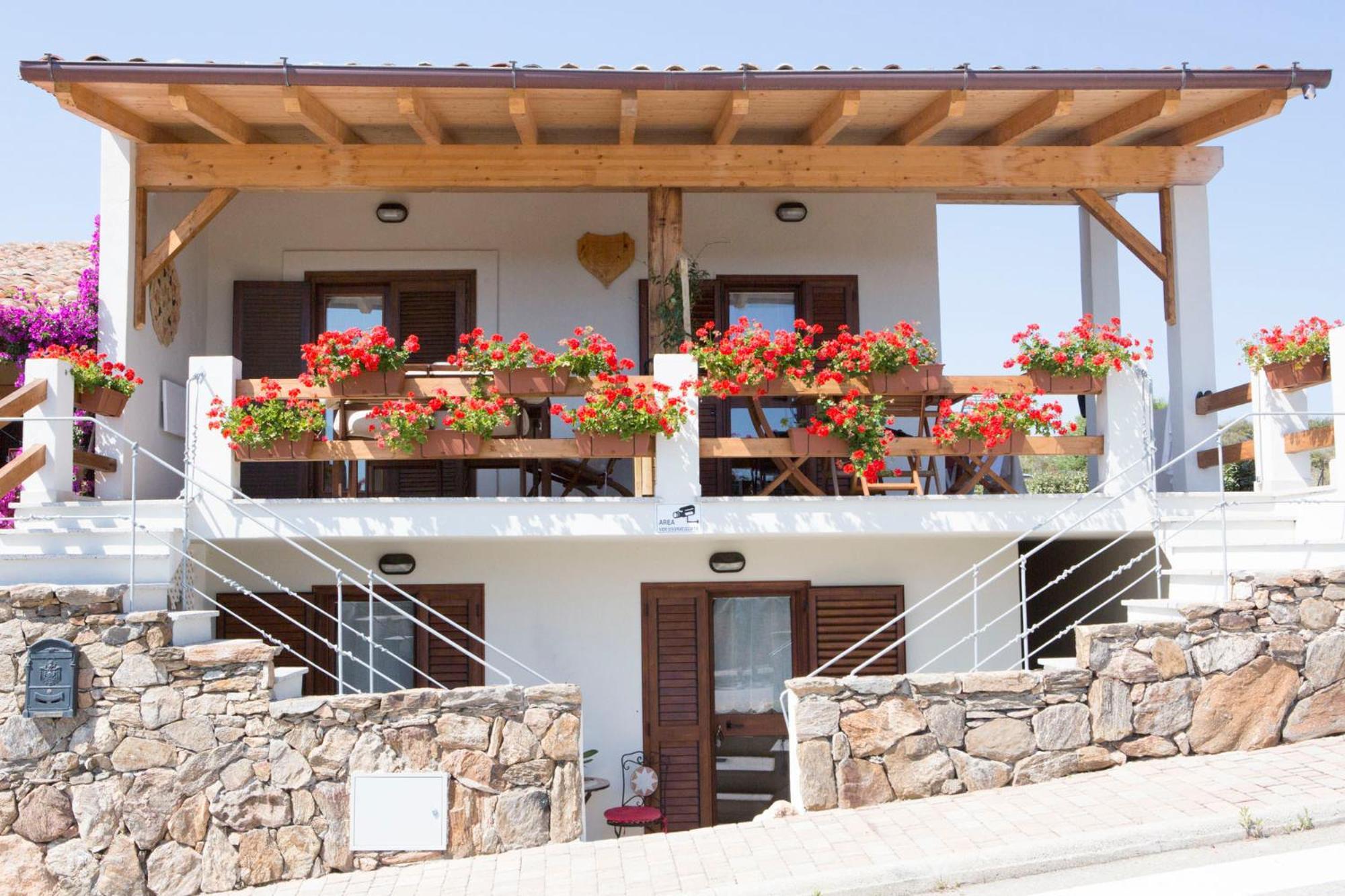 Blue Portrait House Apartment Golfo Aranci Bagian luar foto