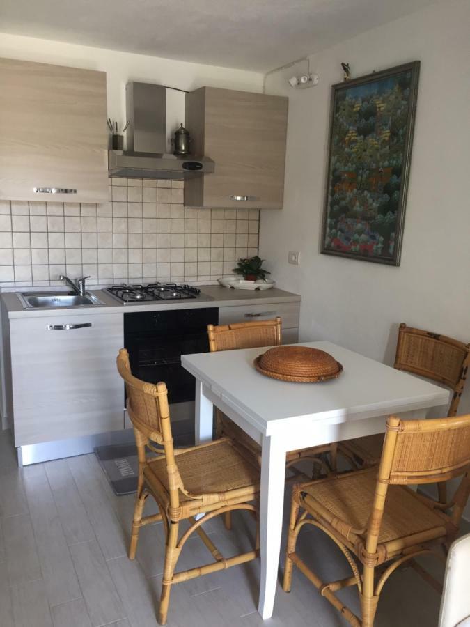 Blue Portrait House Apartment Golfo Aranci Bagian luar foto